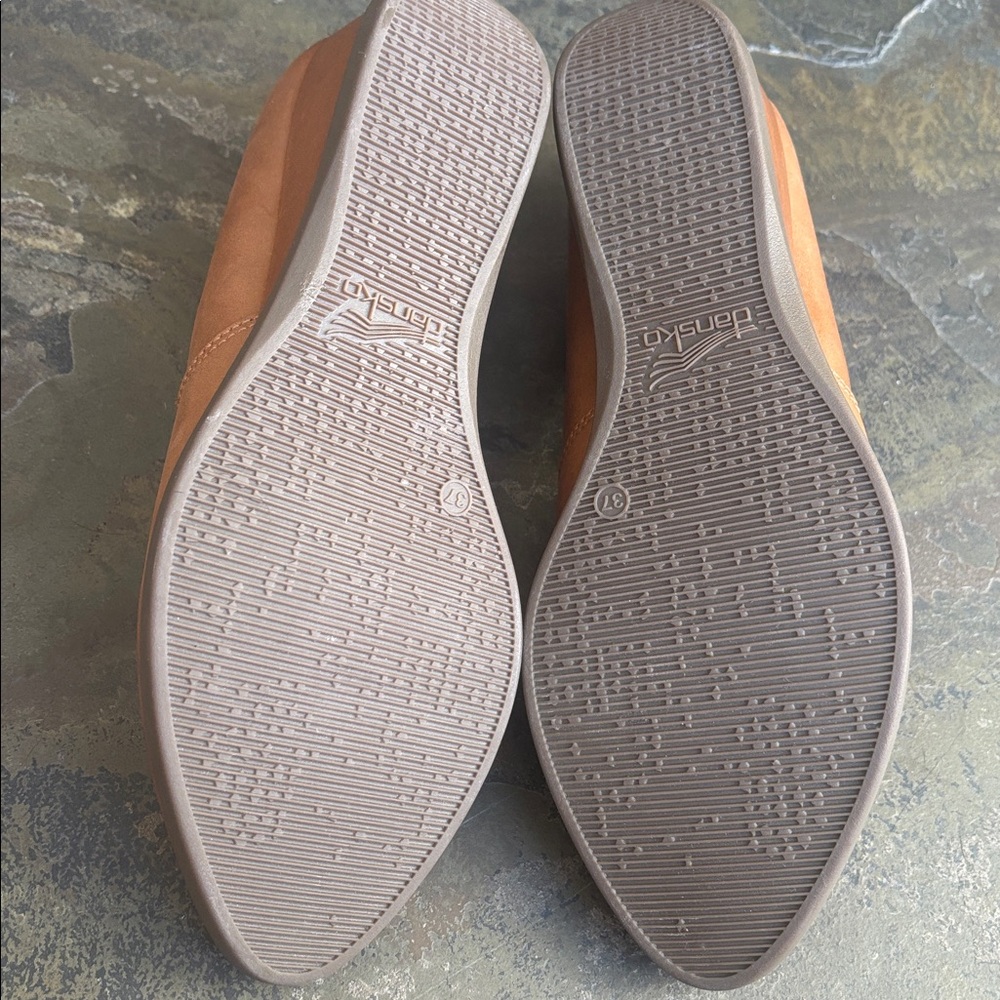 Dansko Shanda Wedge Size 37 - Picture 10 of 14